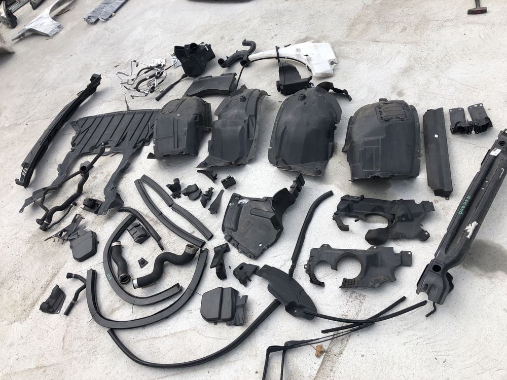 Scut,carenaj,furtun,carcasa,conducta ac,ornament BMW X1 e84