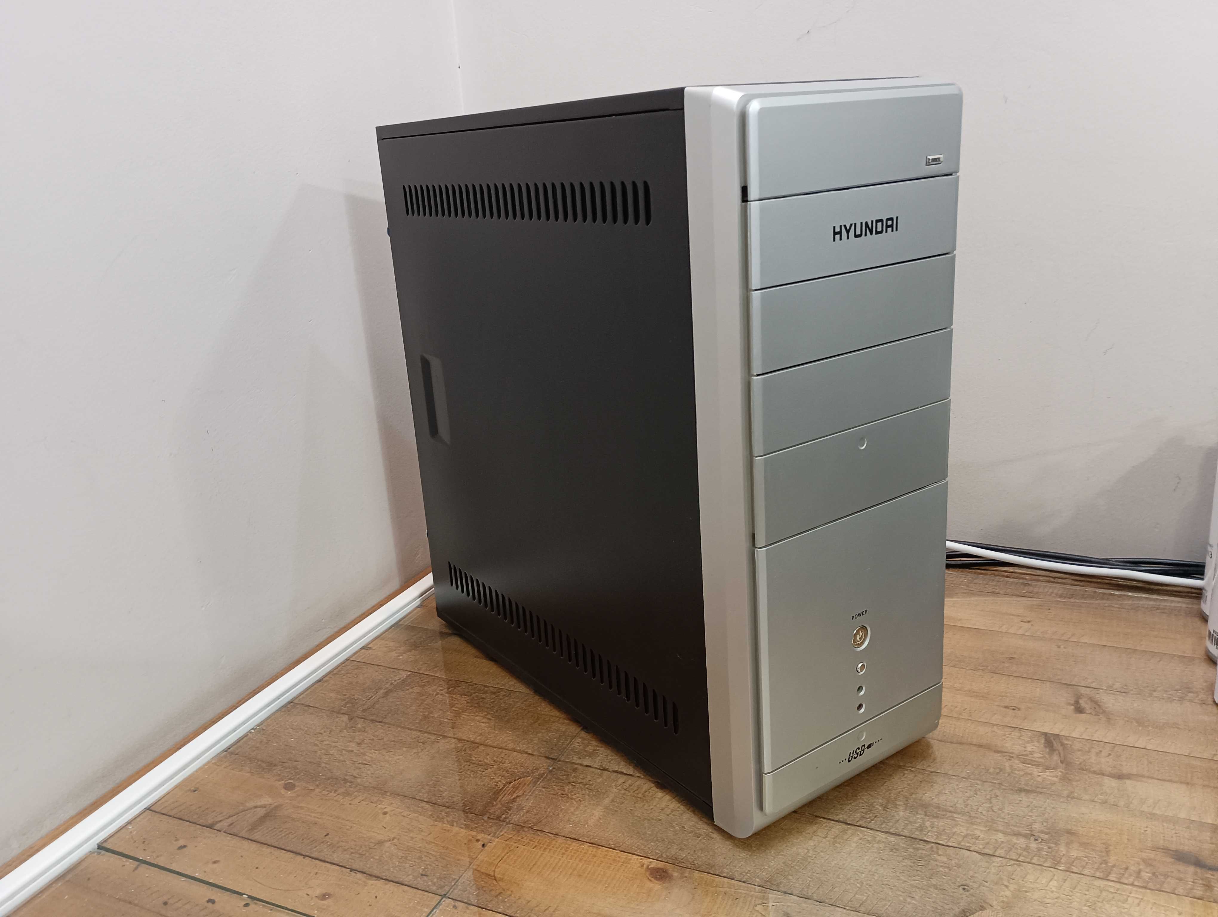Настолен компютър Core 2 Quad Q8400