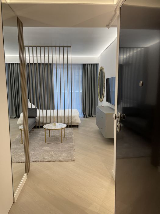 Proprietar / Studio Dublu Cortina North- designer