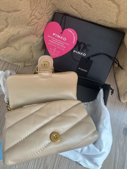 Дамска чанта на марката Pinko Micro Puff в бежов цвят