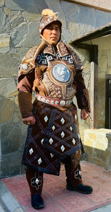 Казахский Костюм Батыр (индивидуально на заказ)