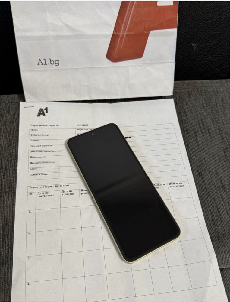 ***КАТО НОВ 256GB Samsung Z Flip 6 Гаранция A1 2026 г. Yellow