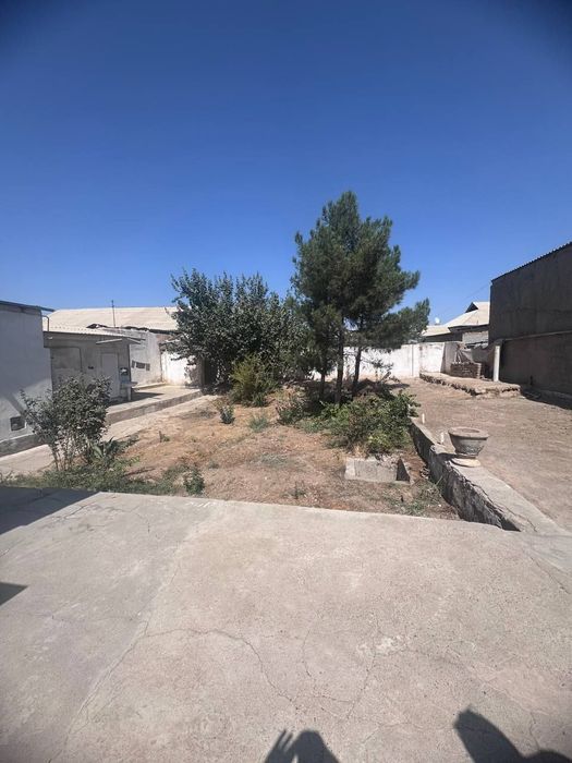 Uy sotiladi xaramjuy maxallasi 30 maktab orqasi