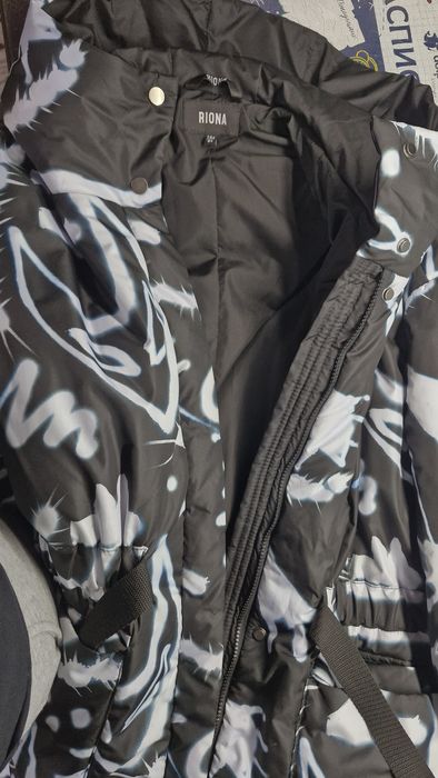 Продам куртку демисезонную новую