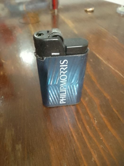 Запалка на PHILIP MOrris
