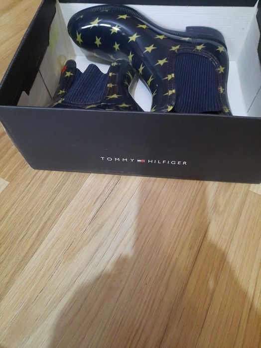 Tommy Hilfiger ghete  nr 38