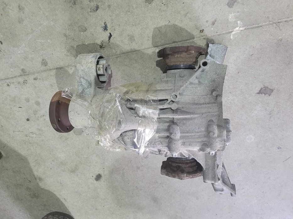 Diferential grup spate Audi A4 B9 Allroad 30 tdi 2016 cu def carcasa