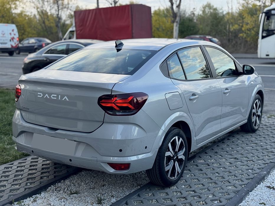 Dacia Logan 2023 - ECO-G 100 MT6 - GPL Fabrică - Scaune incălzite.