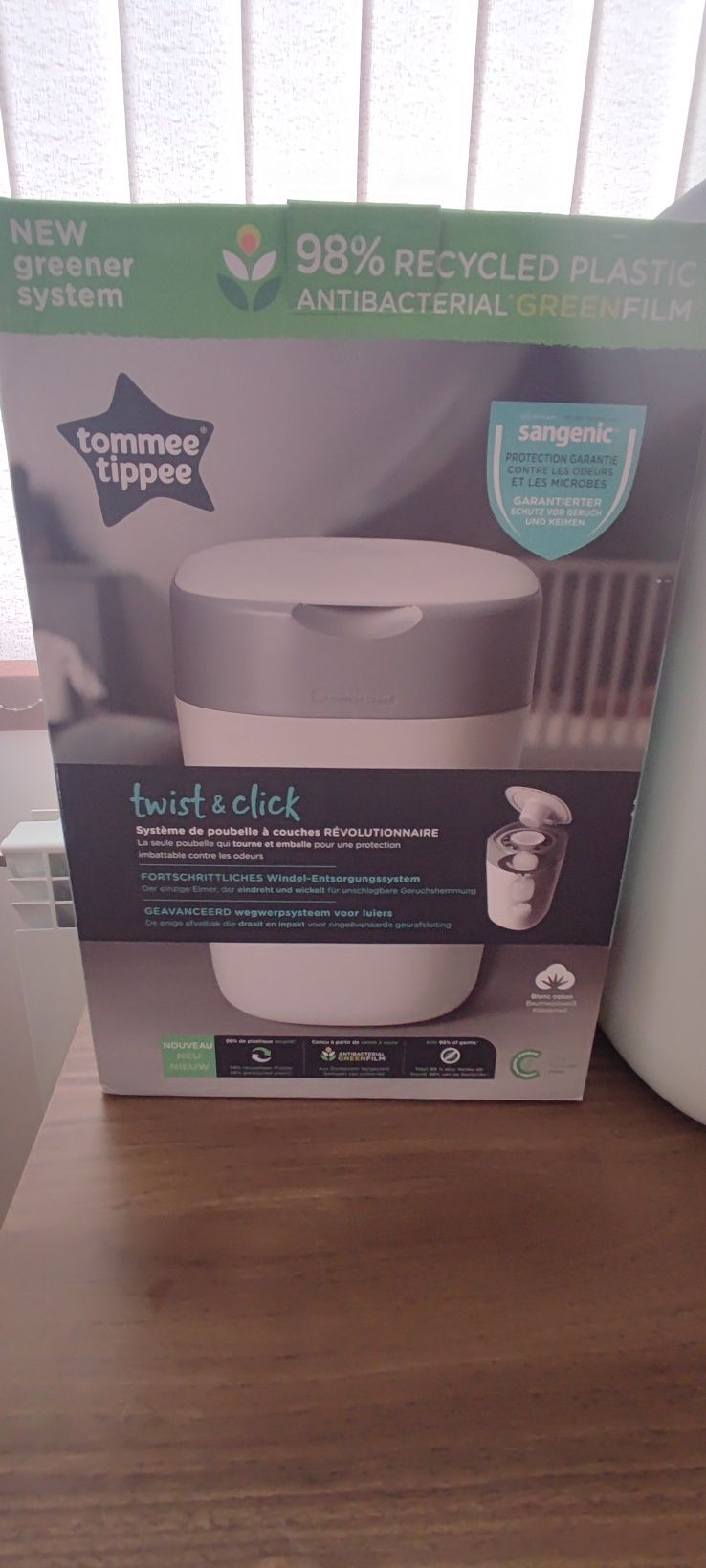 Хигиенен кош за памперси Tommee Tippee Twist&Click БЯЛ