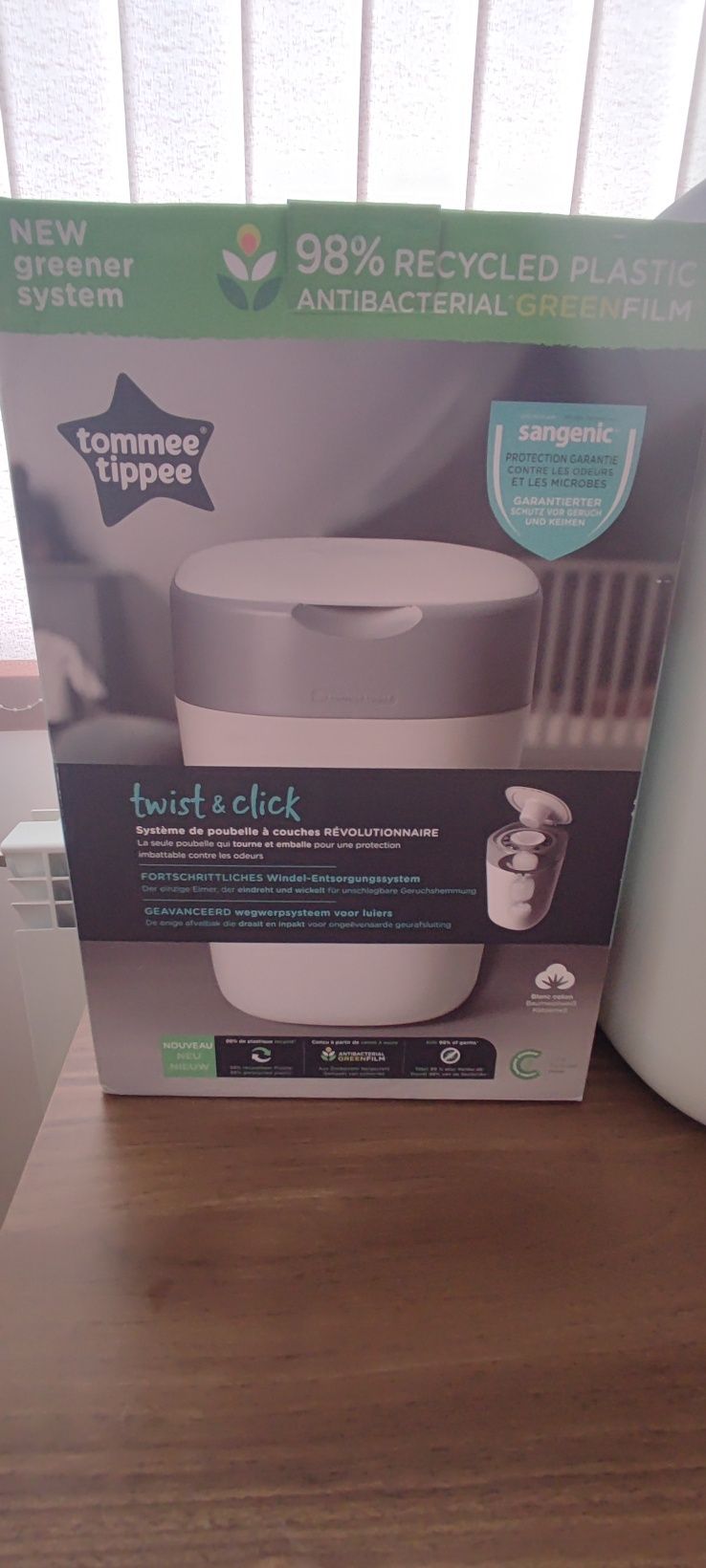 Хигиенен кош за памперси Tommee Tippee Twist&Click БЯЛ