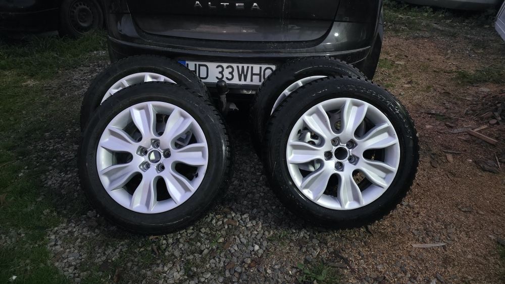 Vand cauciucuri urgent!