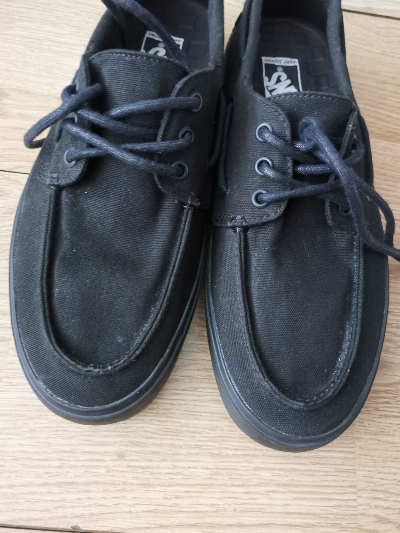 Чисто нови! Оригинални VANS Zapato - мъжки мокасини EU42,5