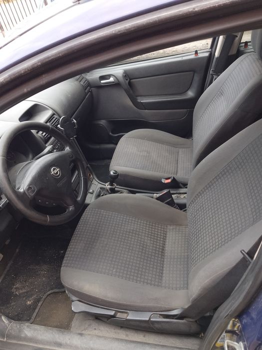 Vând Opel Astra h