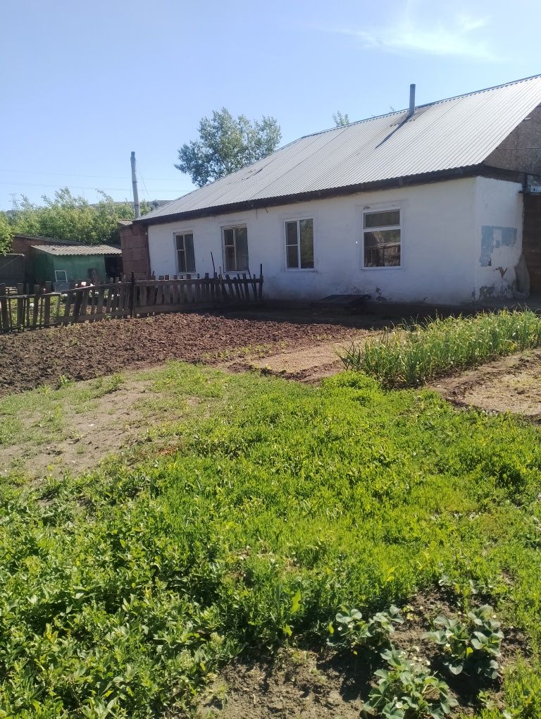 Продам  дом в п Глубокое