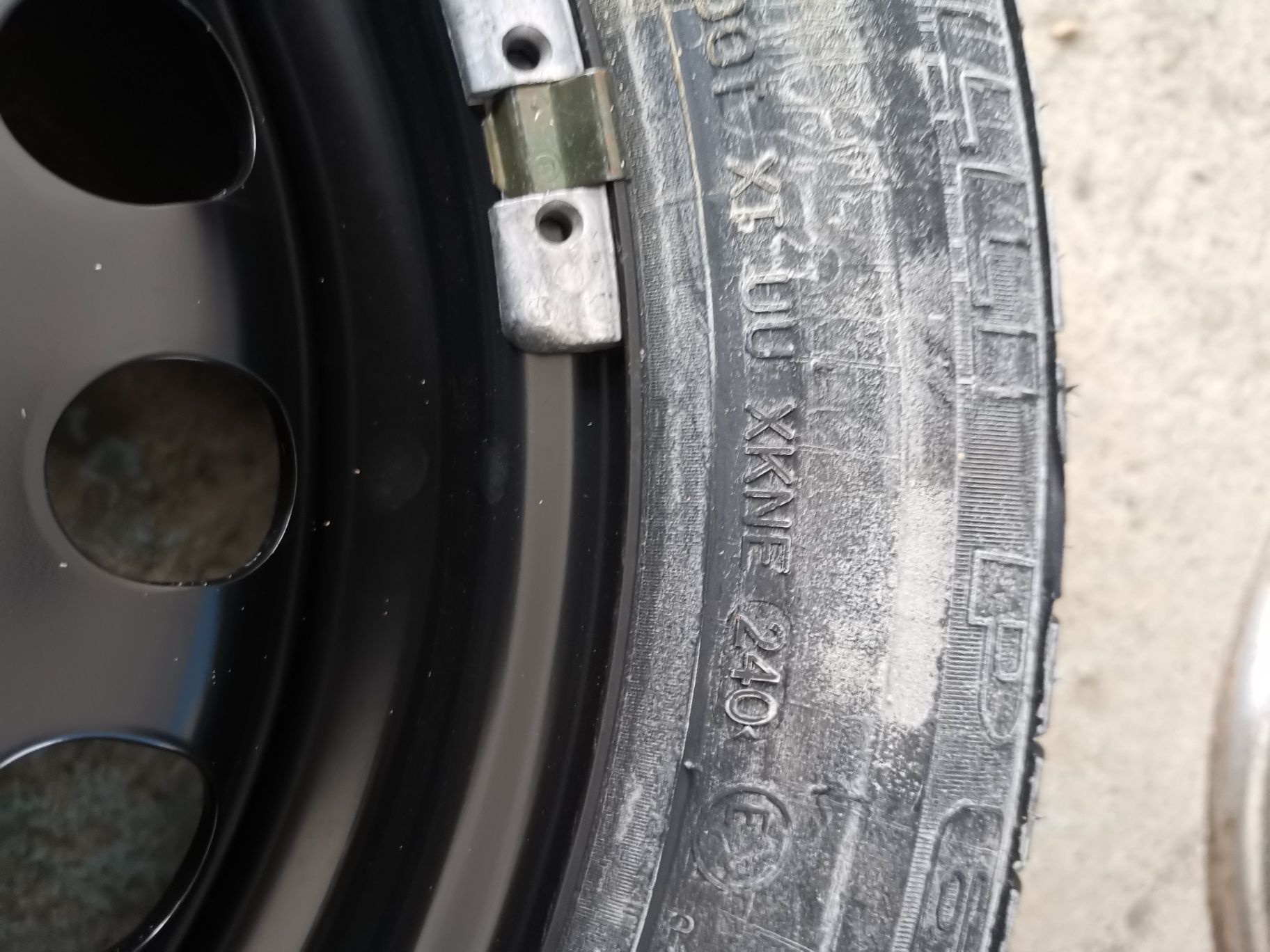 Гуми Pirelli произведени в Германия за Мерцедес 124