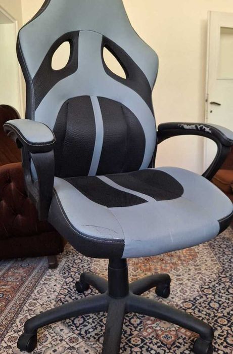 Геймърски стол кожен