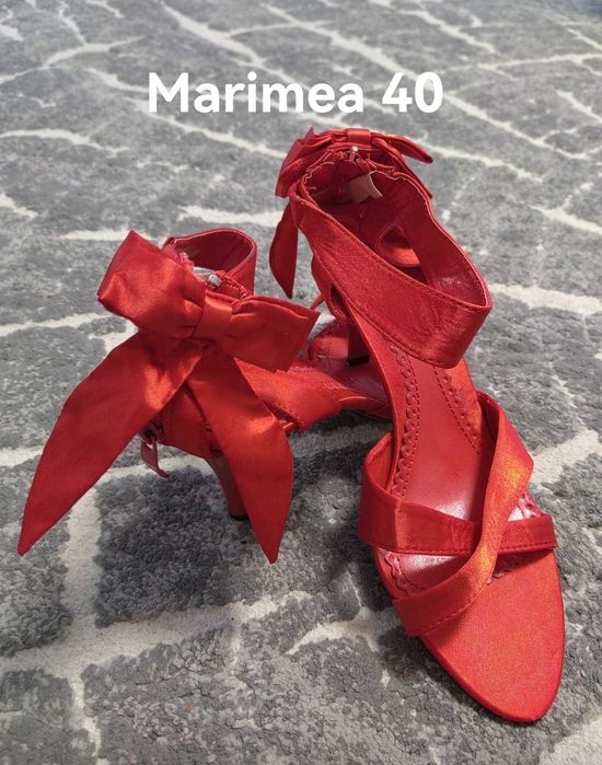 Sandale marimea 38 și 40