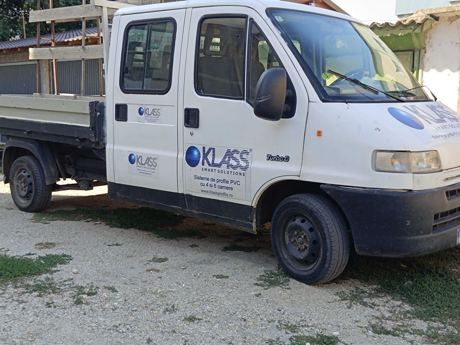 Vand Peugeot boxer,an fabricație 2000.