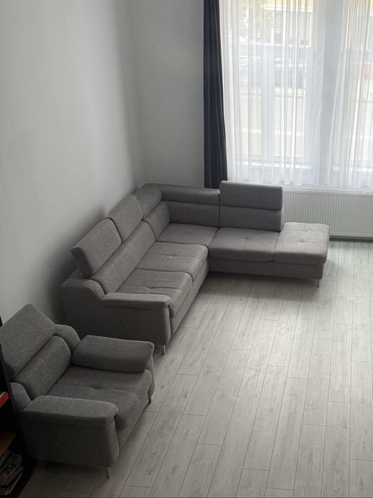 Canapea extensibila si fotoliu