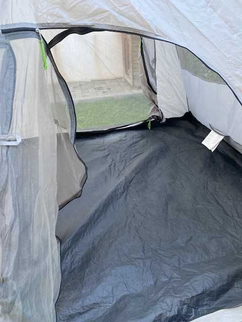 Cort 3 persoane (folosit)