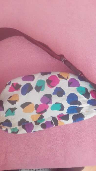 Borsetă multicoloră