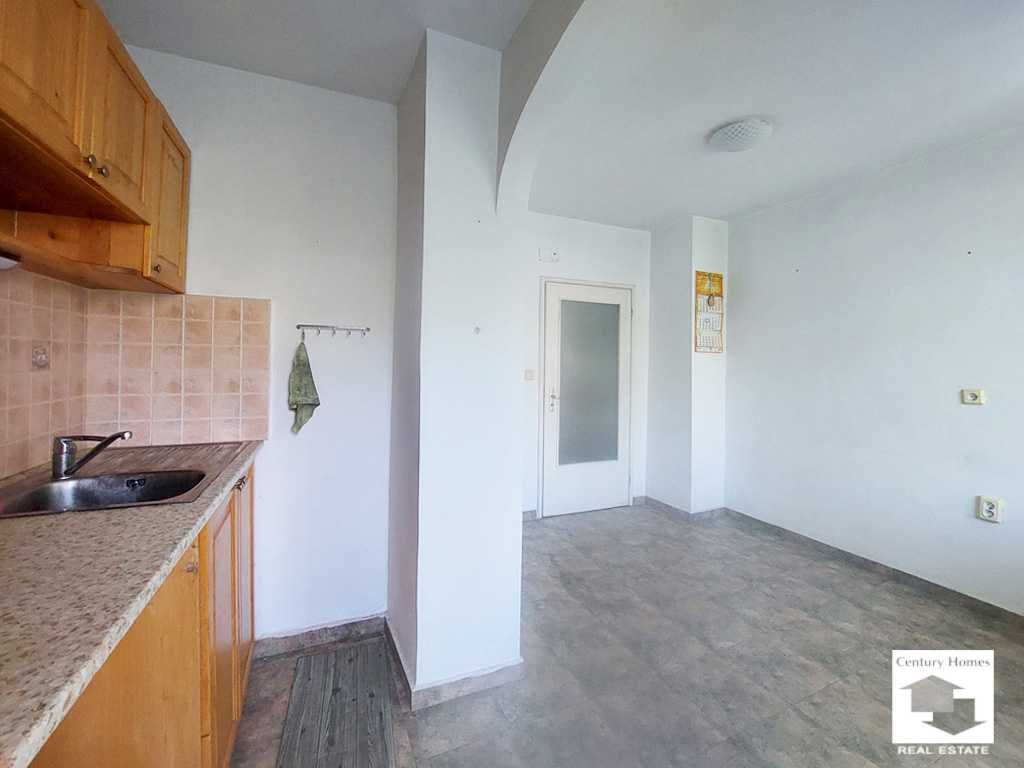 Продава се Тристаен апартамент в Велико Търново, Център - 89 кв.м за 1854 €/кв.м - Снимка #8