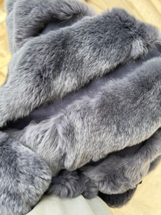 палто от естествен косъм и кожа