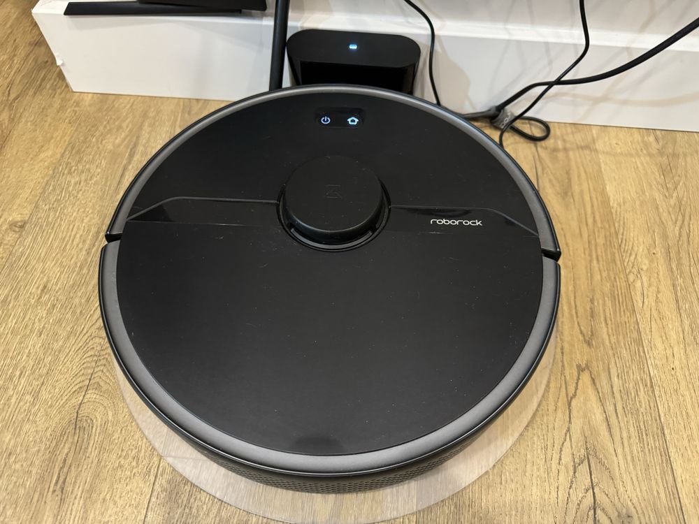 Продам робот-пылесос xiaomi roborock s6 pure