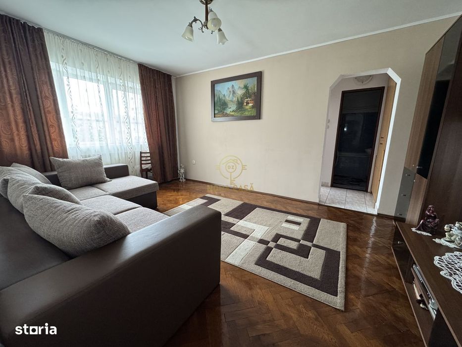 De vanzare Apartament 3 Camere/2 Bai in Cartierul Micro 16