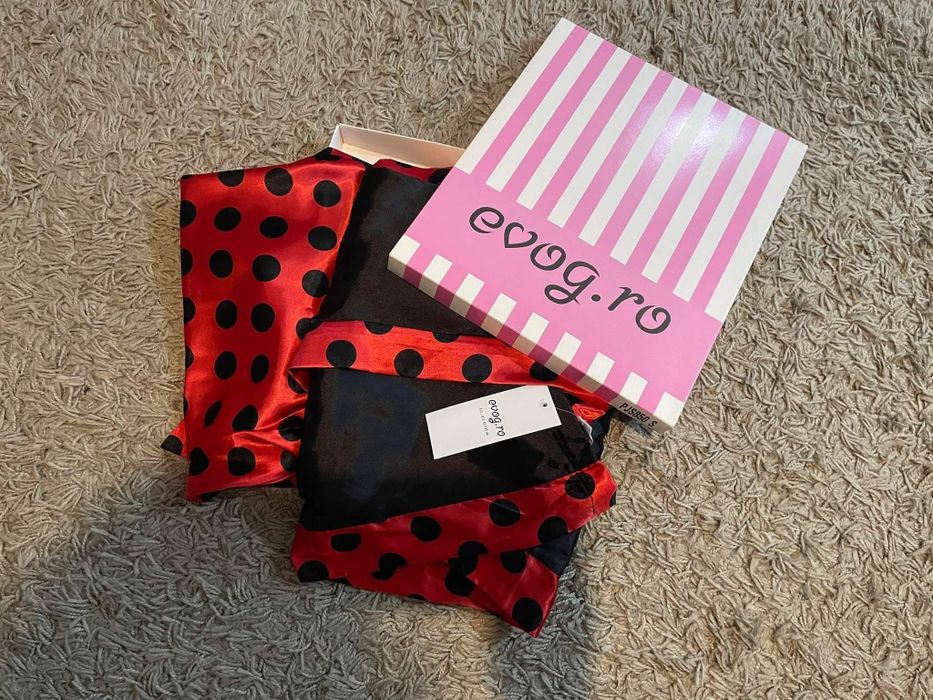 Halat satin si rochie furou satin S cu eticheta, compleu