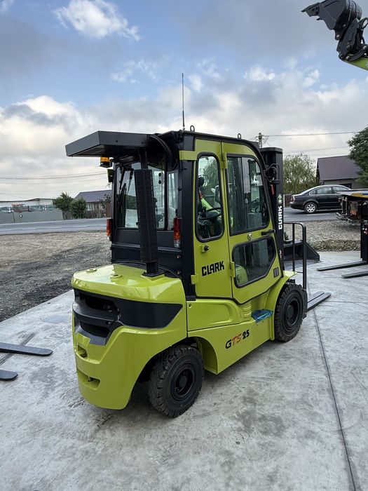 Motostivuitor CLARK Diesel 2.5 To