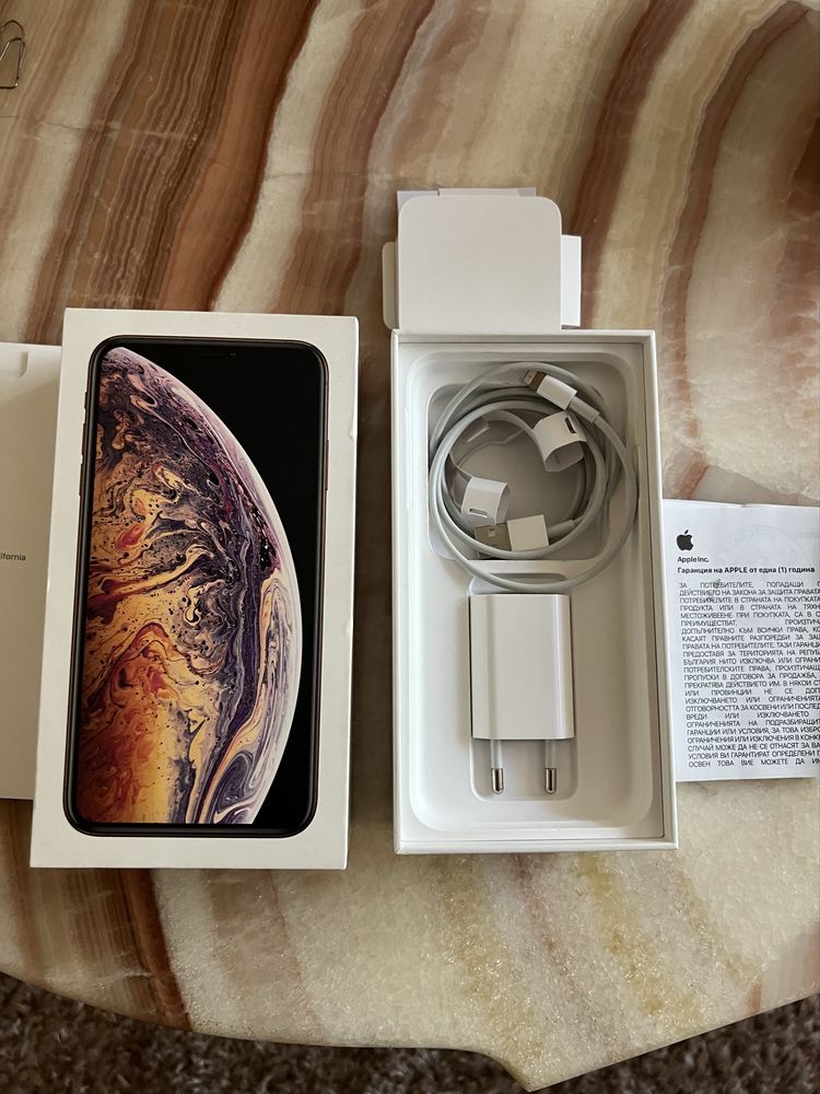 Продавам iPhone XS max Gold 512 GB