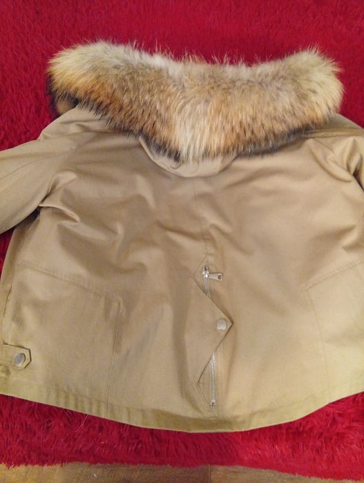 Продам парку почти новая