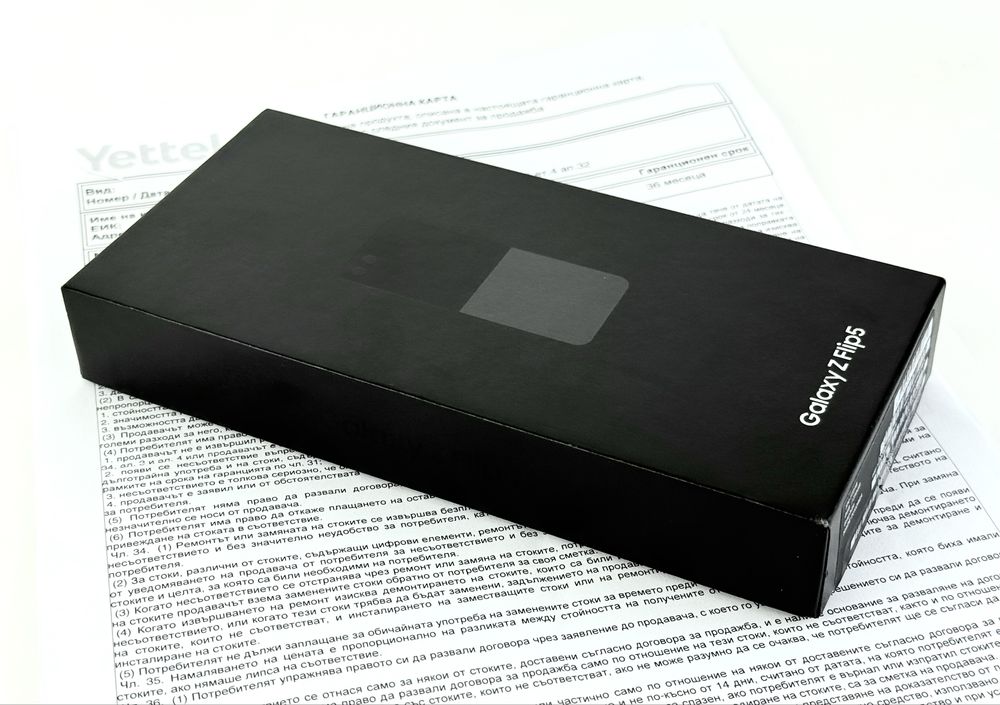 НОВ! Samsung Galaxy Z Flip 5 5G 256GB 8RAM Graphite 3г. Гаранция!