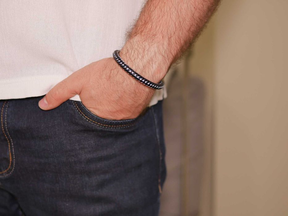 Мъжки бутикови гривни – стил, класа и характер