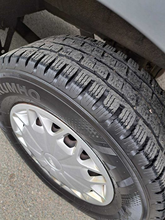 Продавам бус FORD TRANSIT 2.2