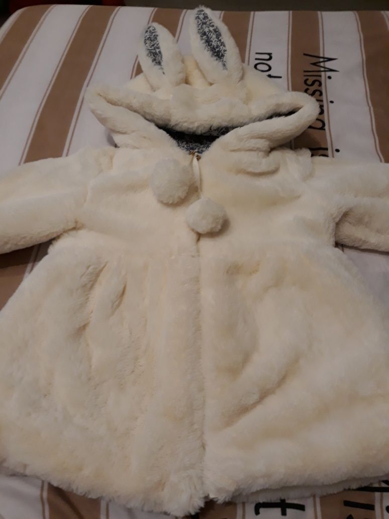 Jacheta din blana ecologica cu urechi de iepuras  24-36 luni