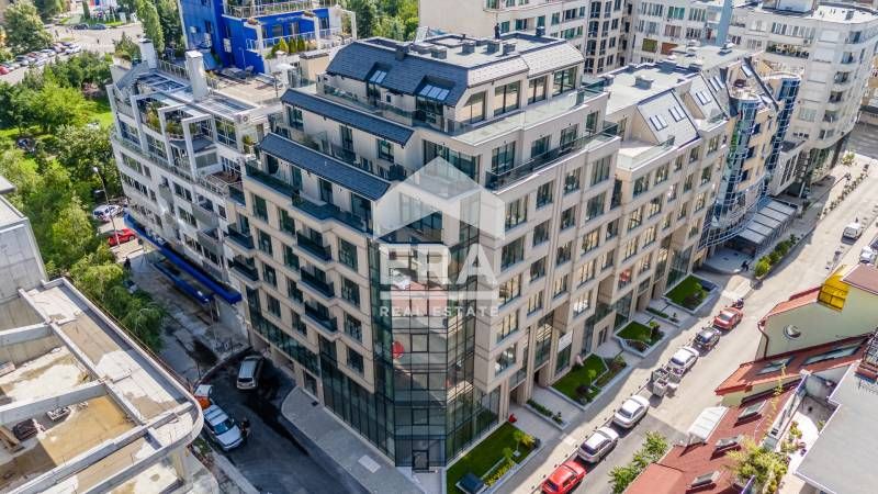 Партерен имот до метростанция "Джеймс Баучер"