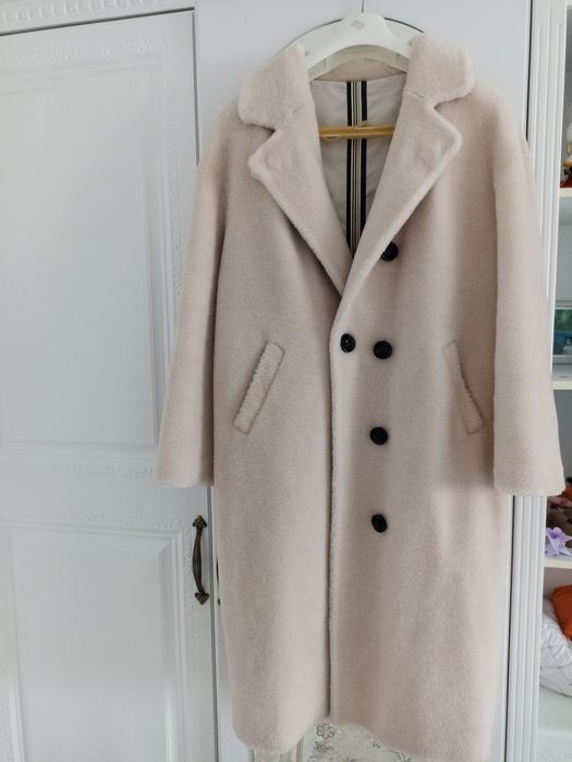 Шуба ЭКО, очень теплая и красивая