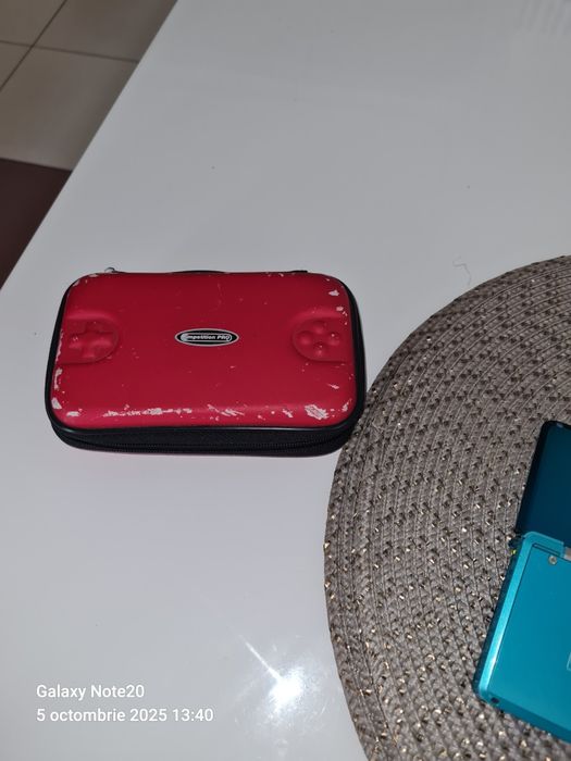 Nintendo 3ds impecabil ca nou cu husa