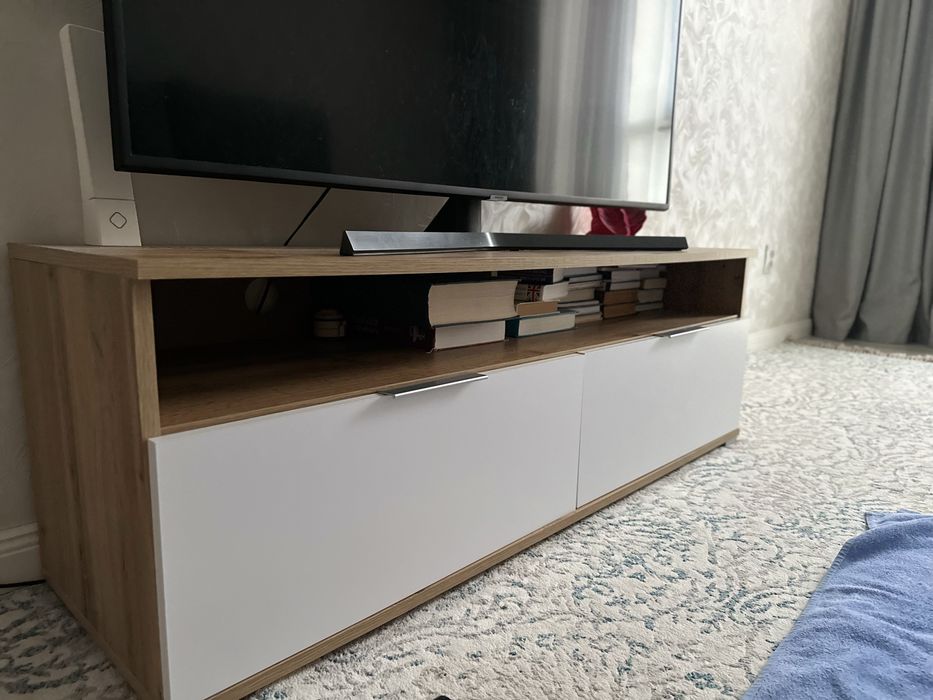 Тумба под телевизор