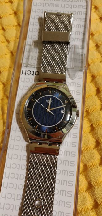 Часовник Swatch blue icon