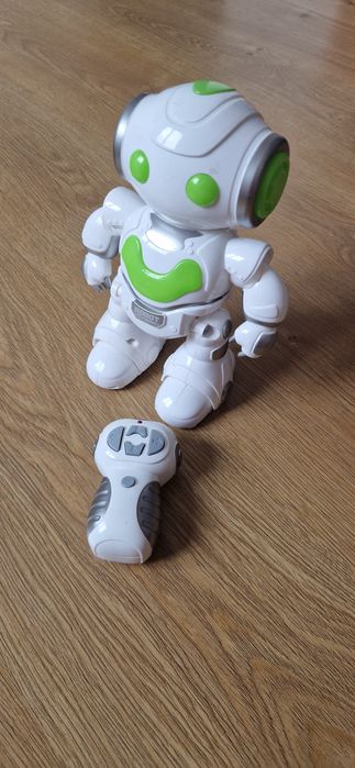 Vând jucarii  copii