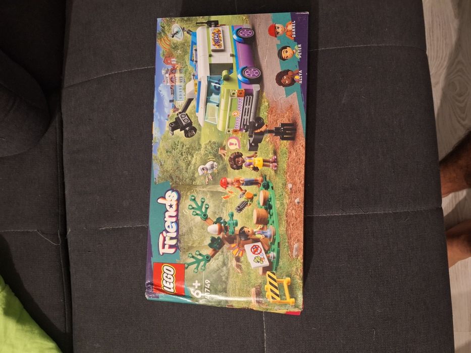 Lego Family  friends 41749