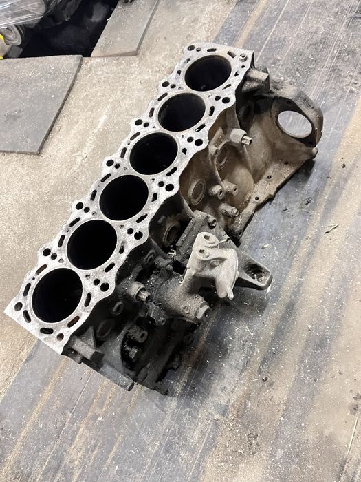 Блок 2 jz под расточку