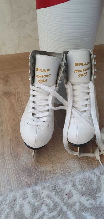 коньки продам Граф