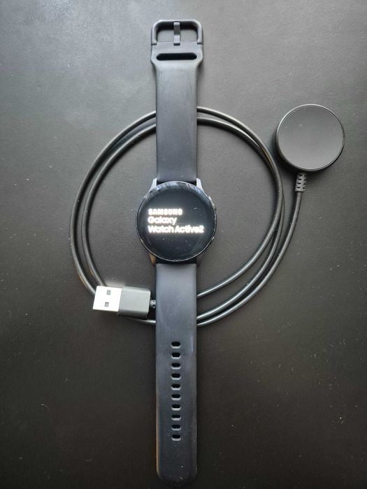 Смартчасовник Samsung Galaxy Watch Active 2