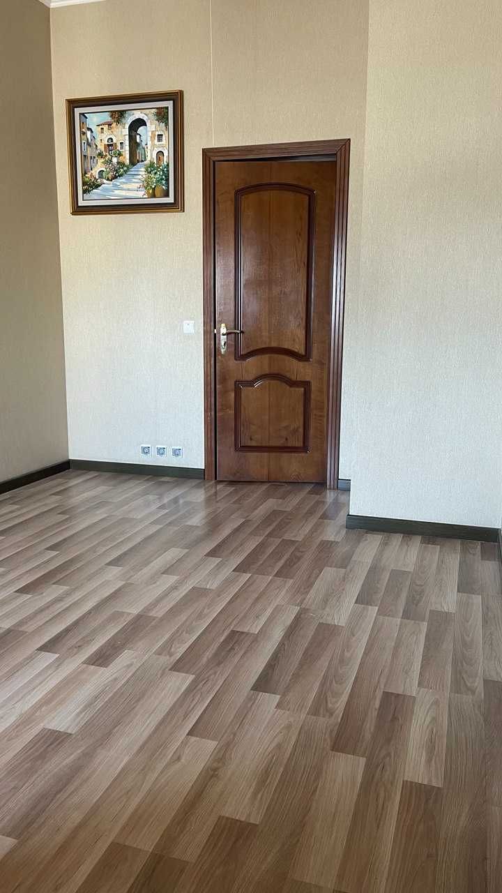 Сдается в аренду офис в центре города, ст.м. Дружба Народов