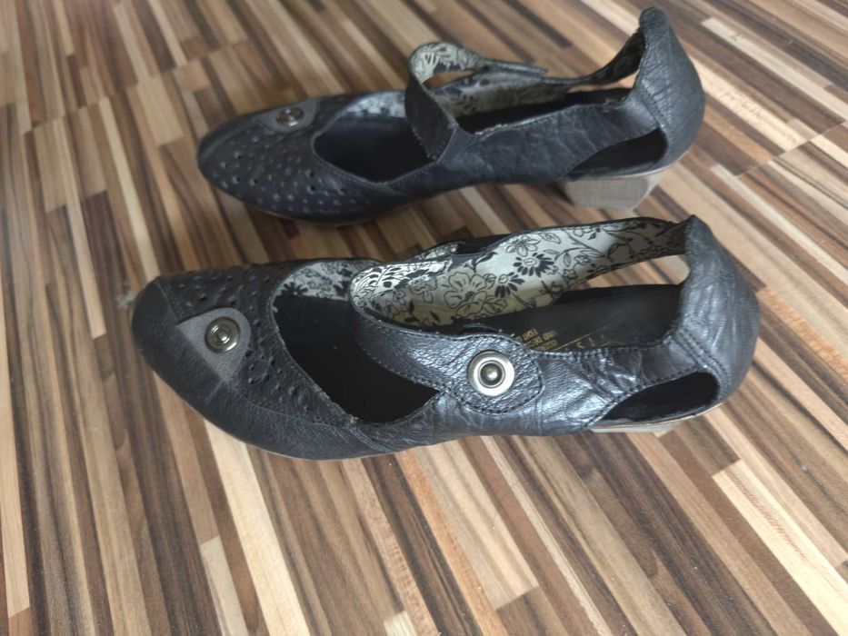 Дамски кожени анатомични обувки