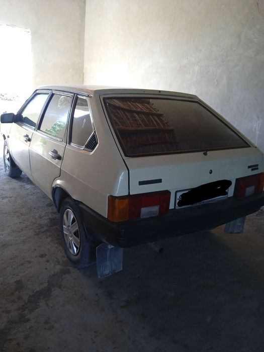 2109 Lada samara